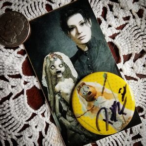 1.5" Angie Puppet Button & House Beneviento BizCard Portrait